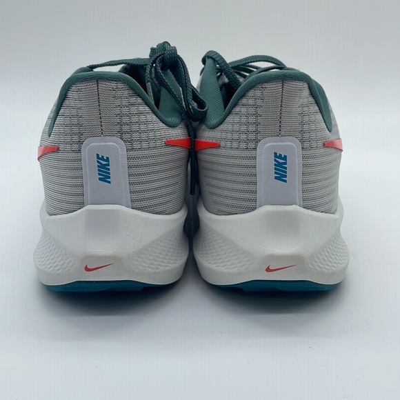 Nike Air Zoom Pegasus 39 Men's Athletic Shoe Platinum [DH4071 003] - Picture 4 of 4